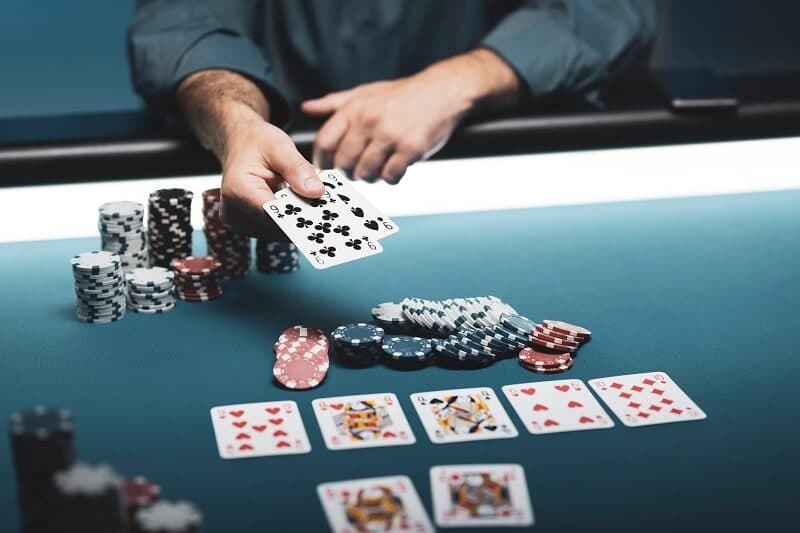 Game bài trực tuyến